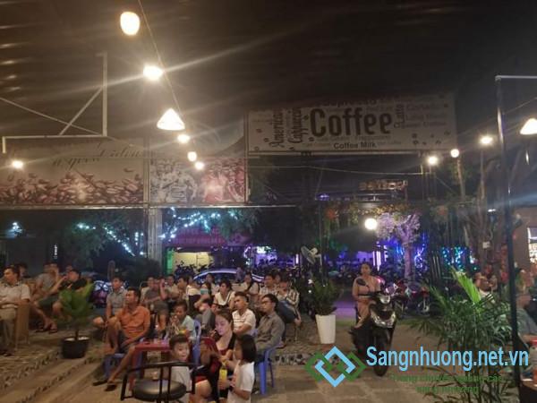 Sang quán cafe