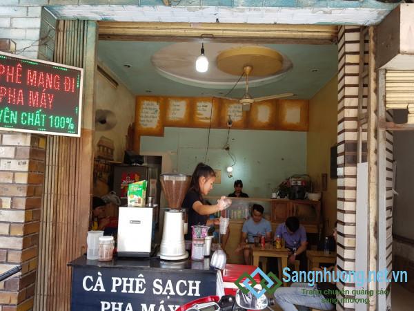 Sang quán cafe