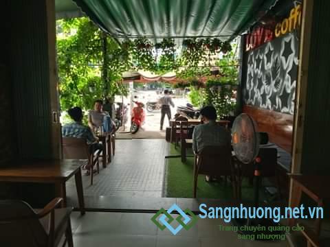 Sang quán cafe