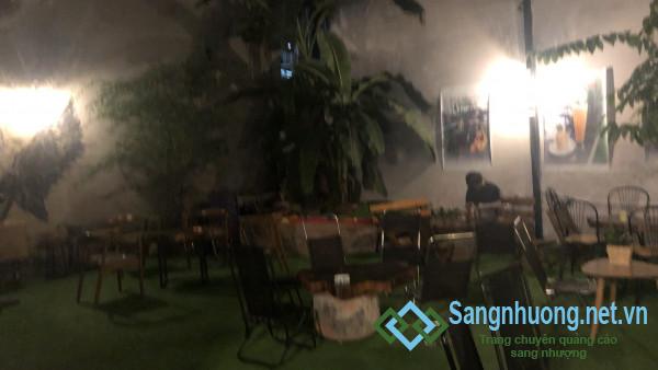 Sang quán cafe