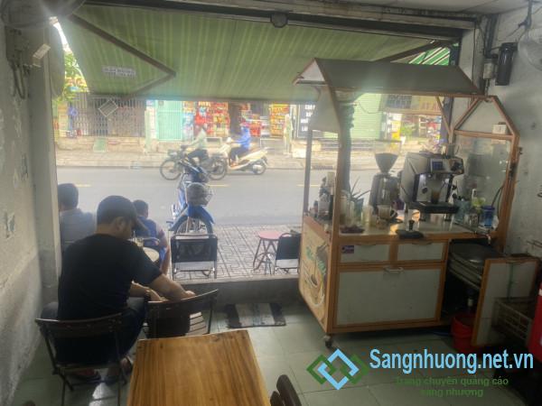 Sang quán cafe