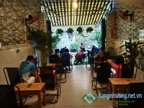 Sang quán cafe