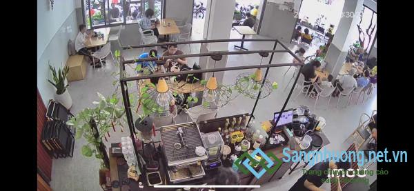 Sang quán cafe