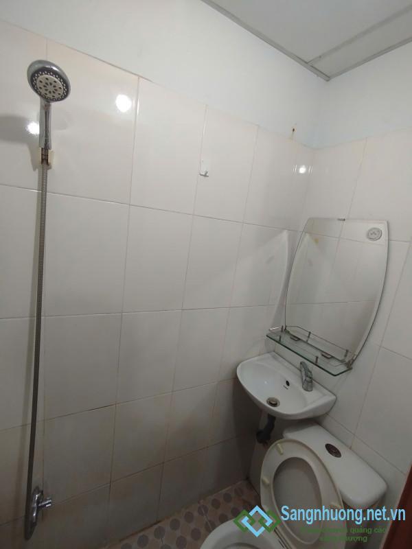 Sang nhà trọ