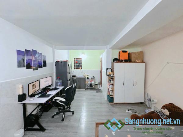 Sang nhà trọ
