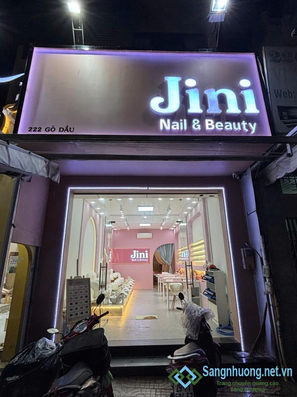 Cần Sang Nhượng Tiệm Nail Ở Quận Tân Phú