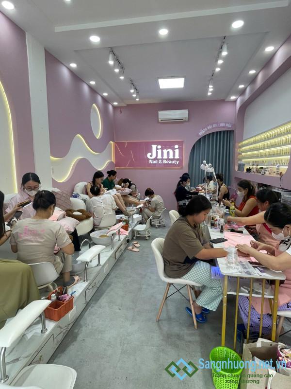 Sang nhượng spa