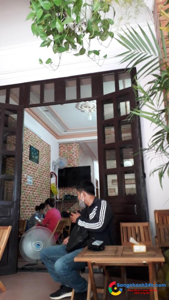 Sang quán cafe